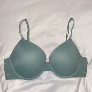 PINK wear everywhere push up bra